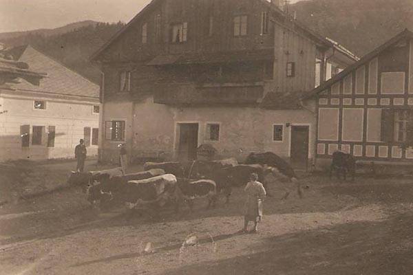 alter Hof der Herrschaftstaverne um 1934