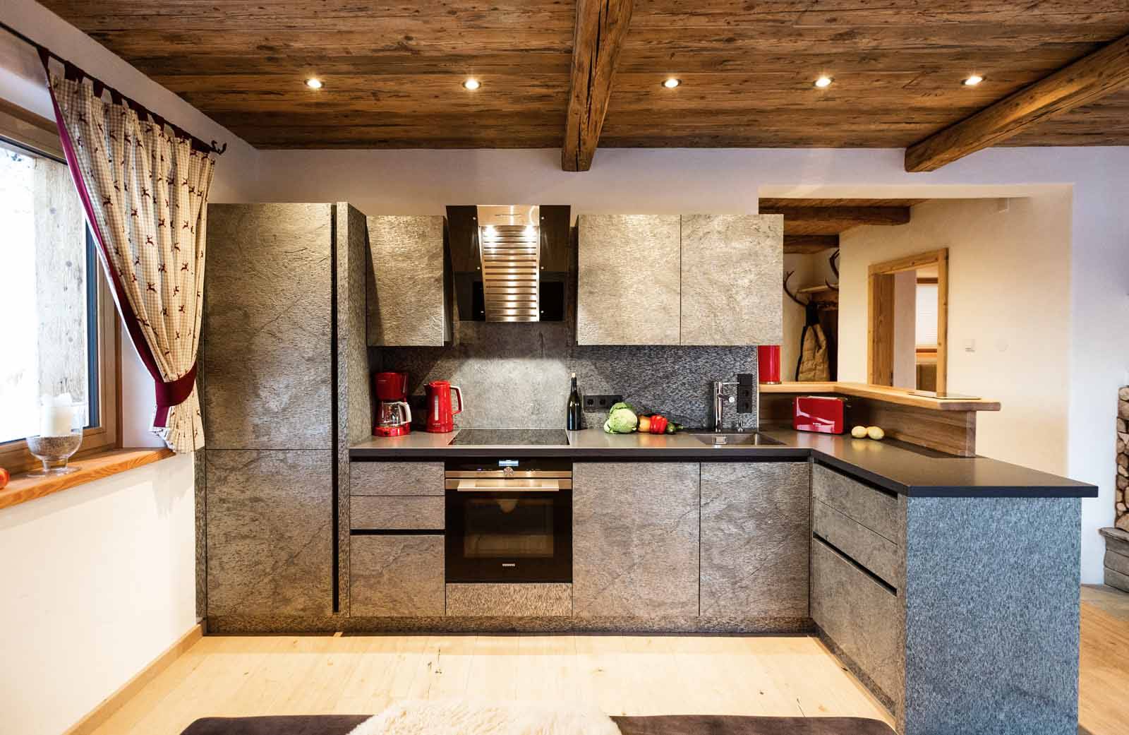 Top ausgestattete Küche im Ferienhaus Schladming